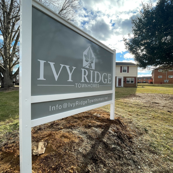 Ivy Ridge Post and Panel Sign